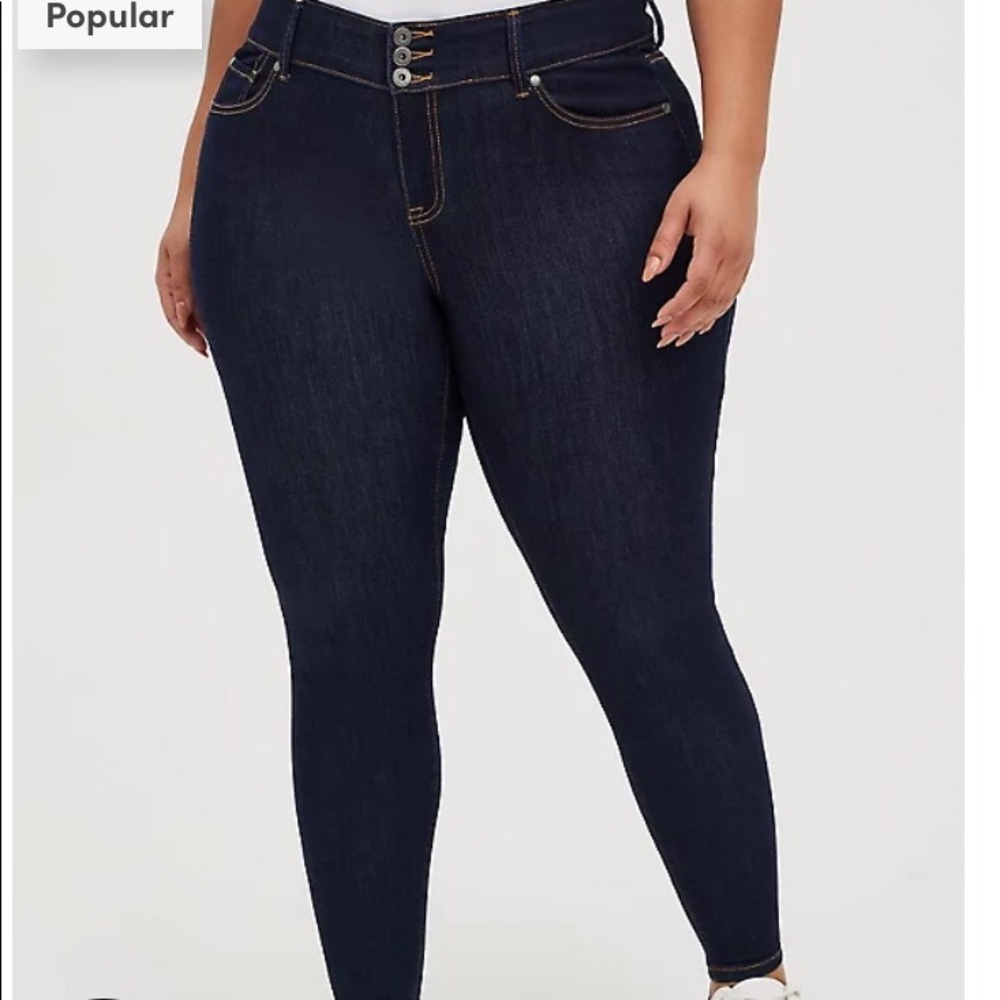 Torrid Premium fit Jeggings. Dark denim look size 18